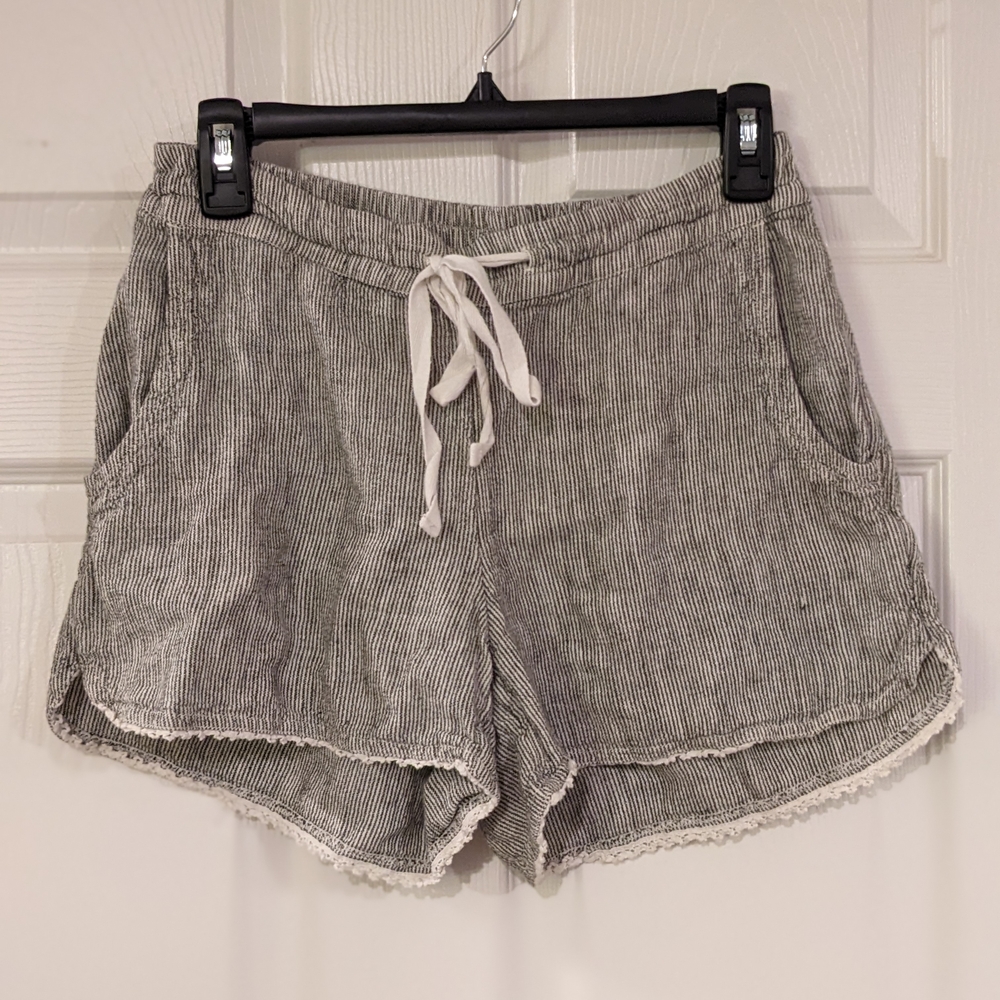 Caslon Linen Blend Striped Gray/White Shorts - Size Small